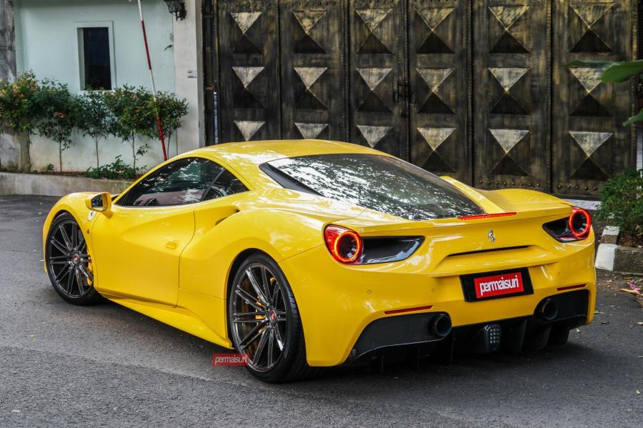 Ferrari 488 GTB on Vossen Wheels (VPS-307) 2017 года  (фото 16 из 17)